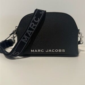NWT Marc Jacobs trade Marc crossbody - black